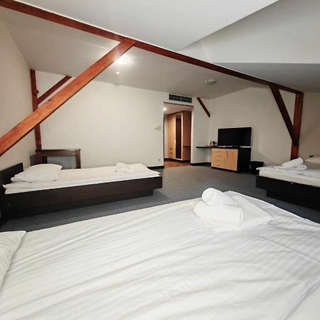 Maka I Magia Obiady Domowe Hotel Zambrow Esterno foto