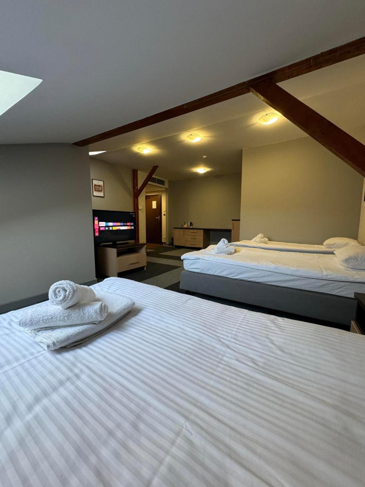 Maka I Magia Obiady Domowe Hotel Zambrow Esterno foto